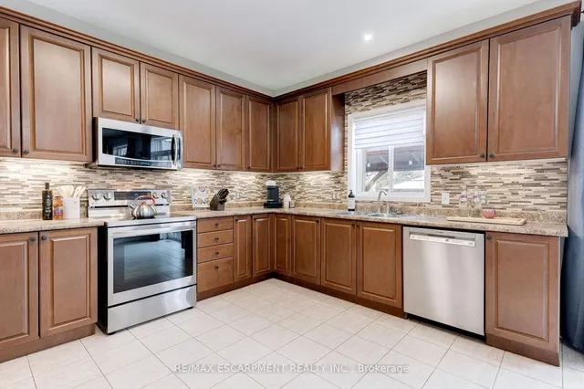 Additional image 10 of 12 Edgecroft Cres