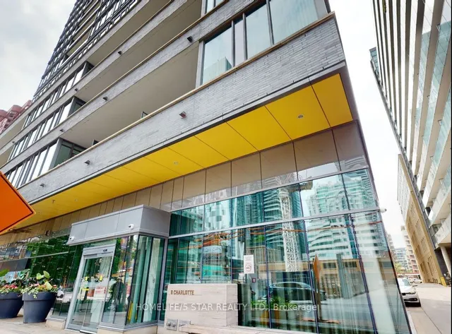 Additional image 3 of 8 Charlotte St Unit 411