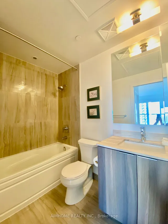 Additional image 22 of 955 Bay St Unit 3208