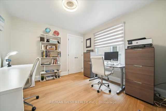 Additional image 11 of 6 Clementview Crt