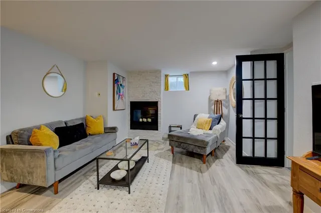 Additional image 32 of 50 Park St