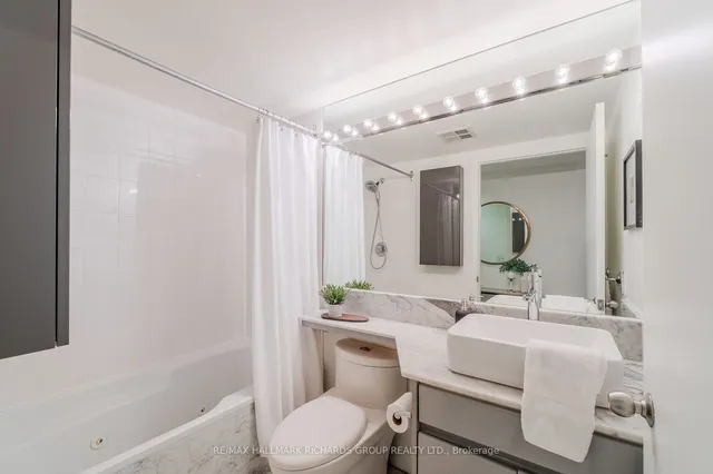 Additional image 6 of 50 Lombard St Unit 804