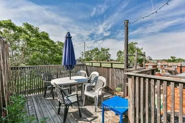 Additional image 11 of 1145 Davenport Rd