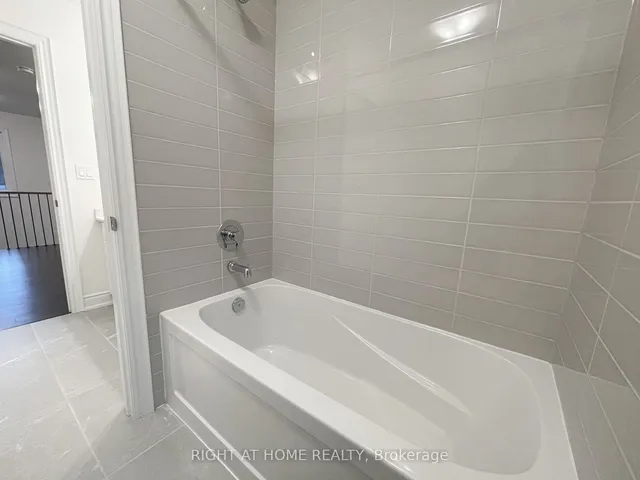 Additional image 15 of 38 Gladmary Dr