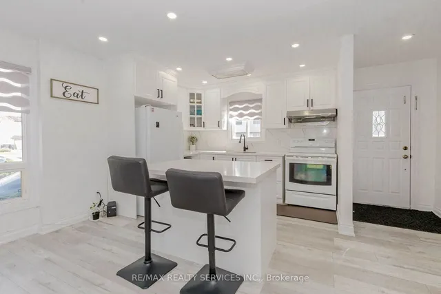 Additional image 40 of 13 Greenbush Crt