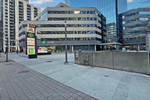 Additional image 37 of 763 Bay St Unit 1910