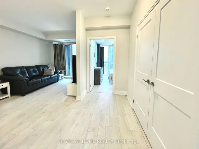 Additional image 2 of 15 Lynch St Unit 1407