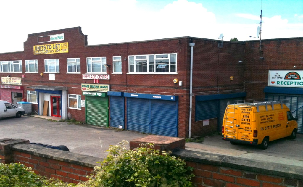 Unit 4, Western Business Park, Coombs Road, Halesowen, B62 8AF