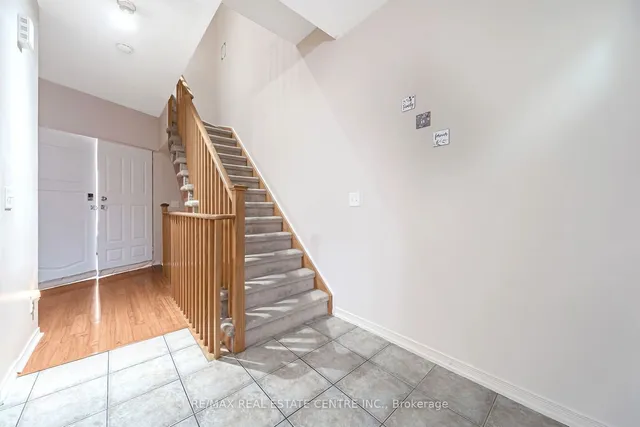 Additional image 9 of 103 Cedar Lake Cres