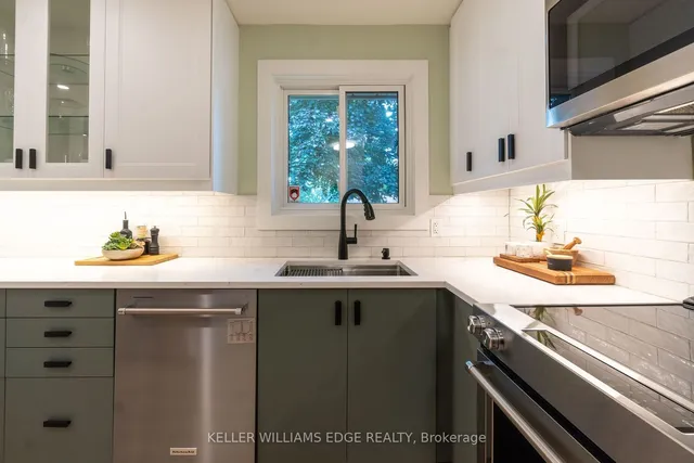 Additional image 10 of 955 Cloverleaf Dr