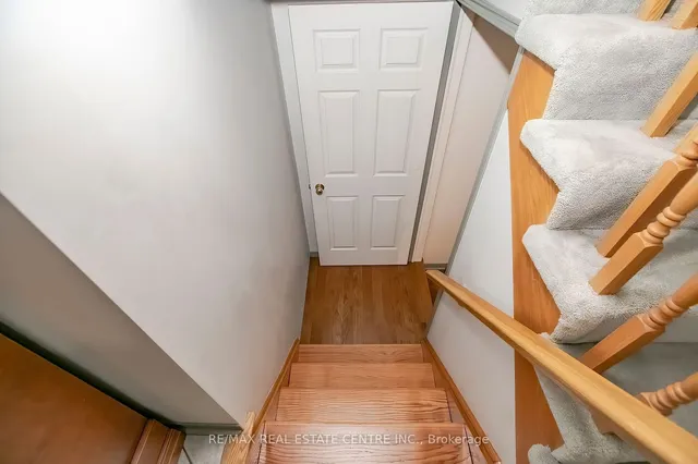 Additional image 35 of 40 Rocky Mountain Cres