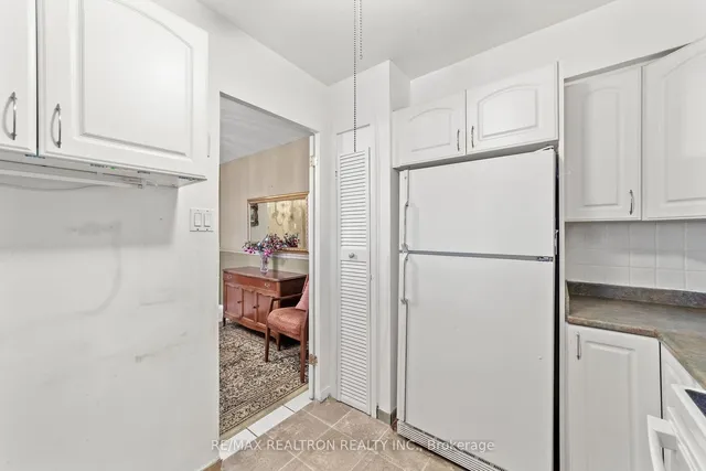 Additional image 7 of 1360 YORK MILLS Rd Unit 801