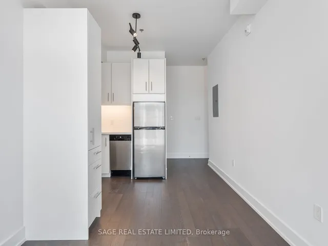 Additional image 6 of 1183 Dufferin St Unit 114