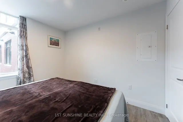 Additional image 20 of 1 Redfern Ave Unit 322