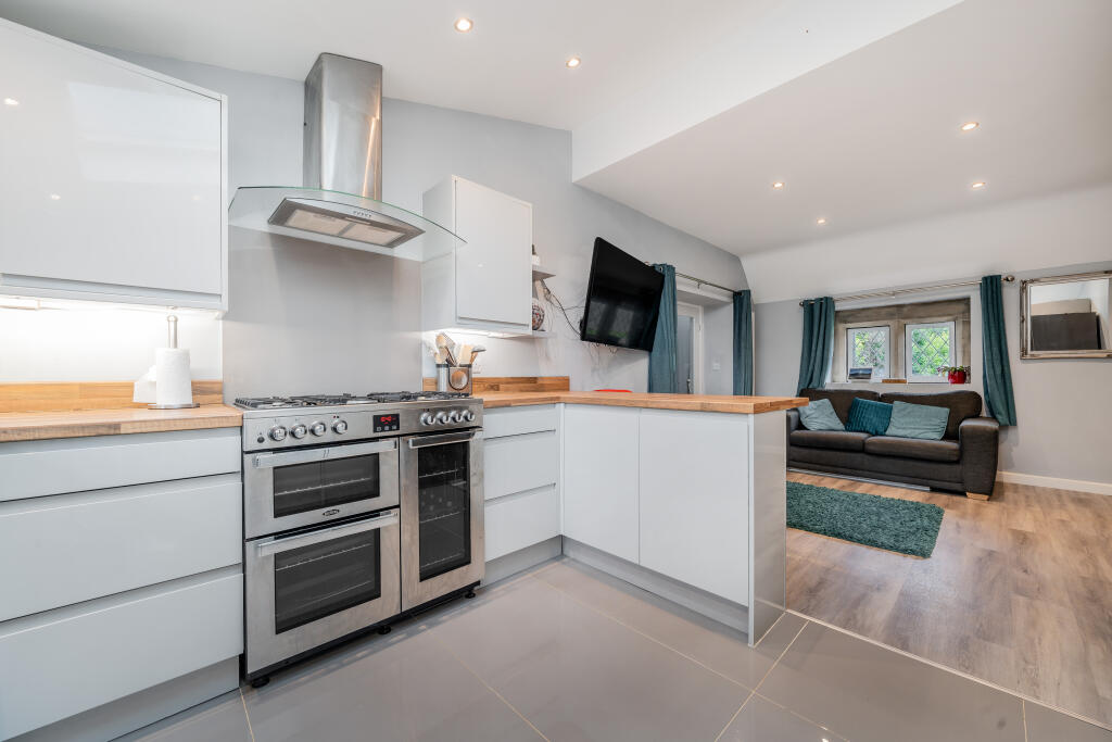 Additional image 22 of Southstoke Road