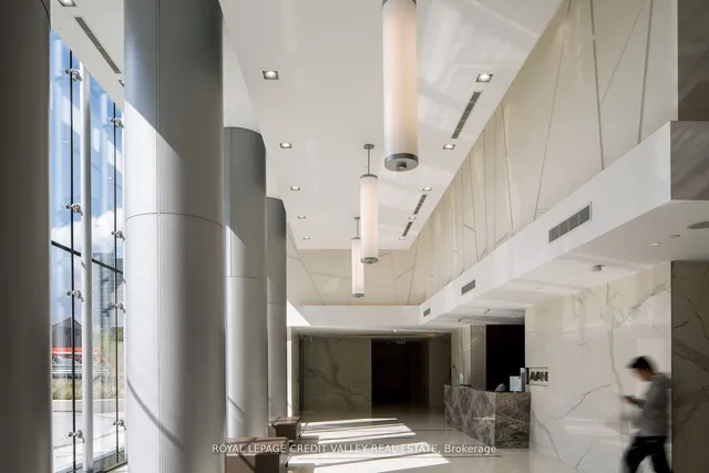 Additional image 5 of 255 Village Green Sq Unit 1307