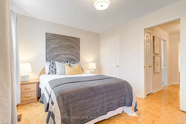 Additional image 20 of 2431 Dufferin St