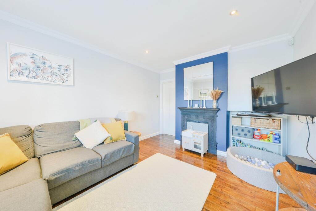 Additional image 4 of Great Ley, Welwyn Garden City, AL7