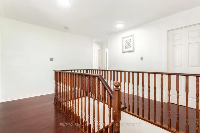 Additional image 18 of 1015 Vickerman Way