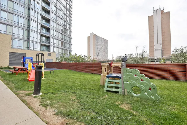 Additional image 38 of 35 Mariner Terr Unit 5501