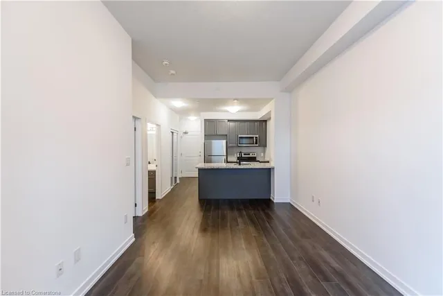 Additional image 13 of 450 Dundas St Unit 518