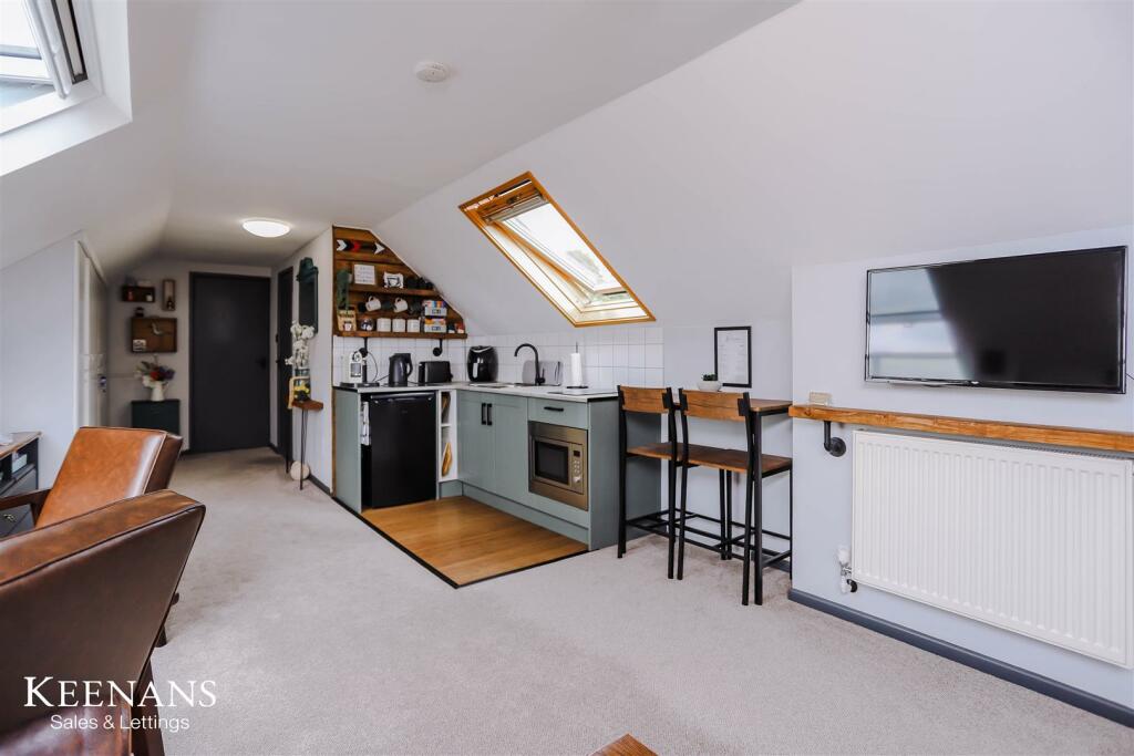 Additional image 43 of Park Crescent, Accrington