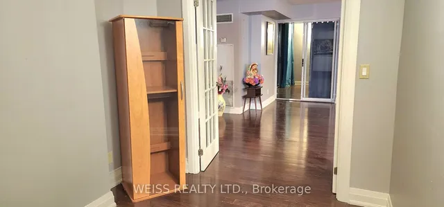 Additional image 14 of 2737 Keele St Unit 402