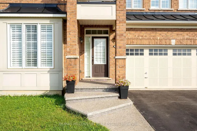 Additional image 3 of 71 Cook St