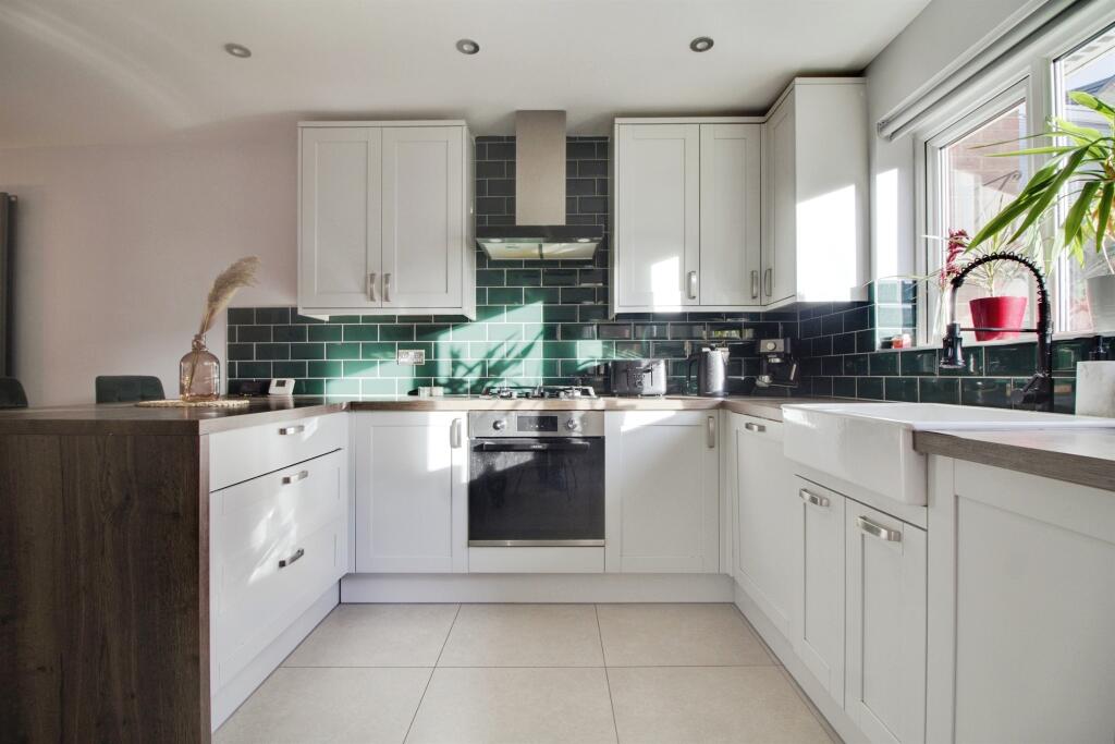 Additional image 4 of Eddington Crescent, WELWYN GARDEN CITY