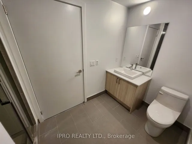 Additional image 10 of 1195 The queensway St Unit 906