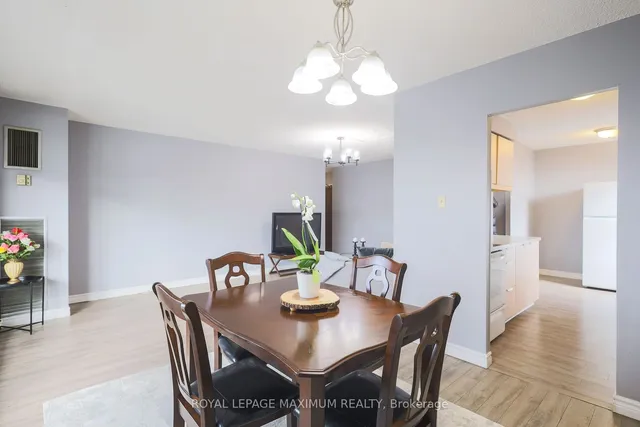 Additional image 12 of 135 Marlee Ave Unit 501