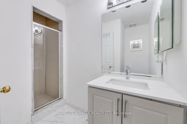 Additional image 14 of 42 Sufi Cres