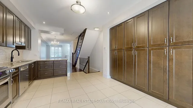 Additional image 6 of 30 Mallingham Crt