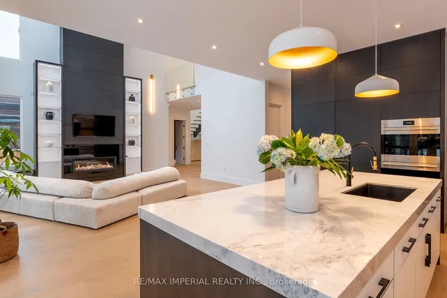 Additional image 15 of 2108 Devon Rd