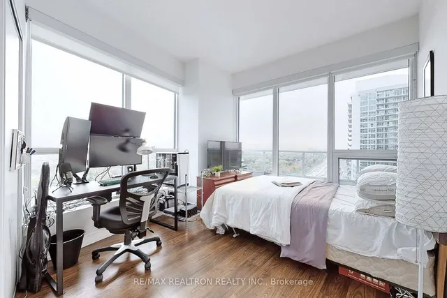 Additional image 17 of 115 Mcmahon Dr Unit 2711