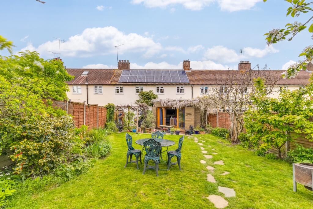 Additional image 17 of Ravenfield Road, Welwyn Garden City, Hertfordshire, AL7