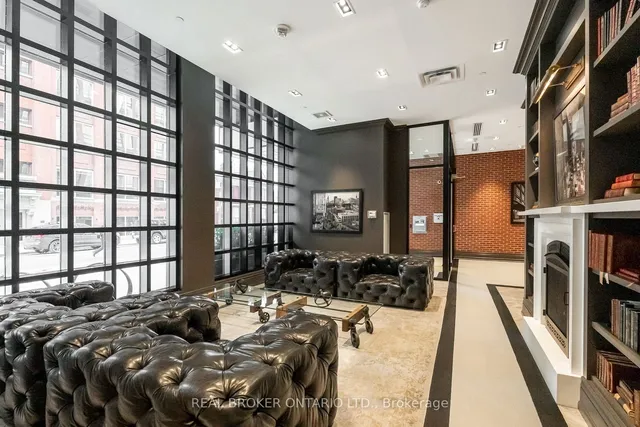 Additional image 22 of 608 Richmond St Unit 717