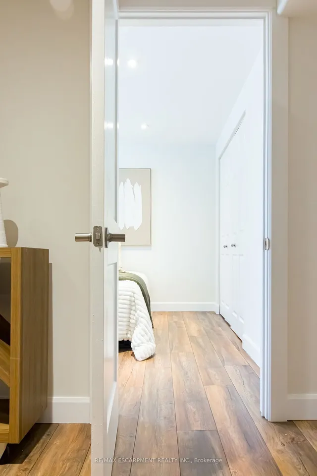 Additional image 27 of 374 East 16th St