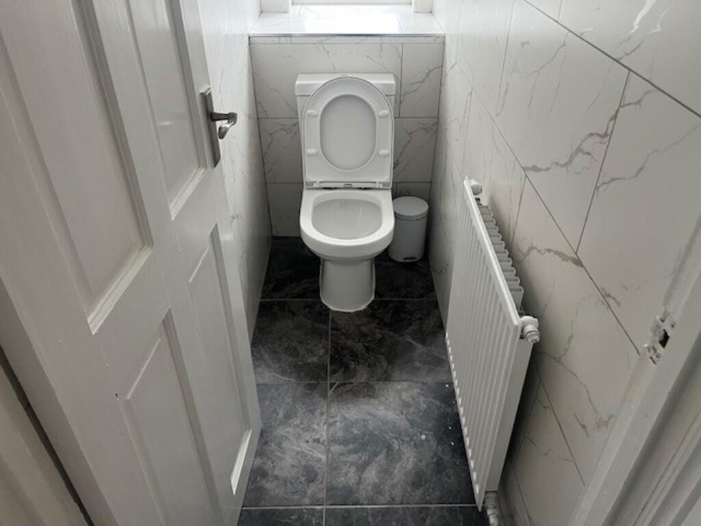 Additional image 10 of 4 , Broadfield Walk