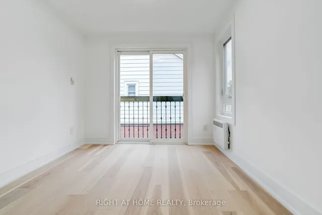 Additional image 13 of 714 Palmerston Ave