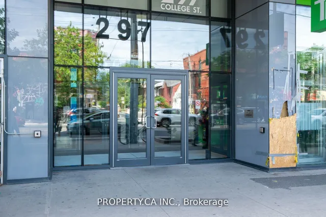 Additional image 40 of 297 College St Unit 1602
