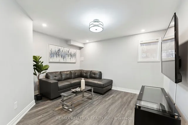 Additional image 32 of 307 Yates Dr