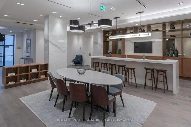 Additional image 28 of 15 Merchants' Wharf Unit 344