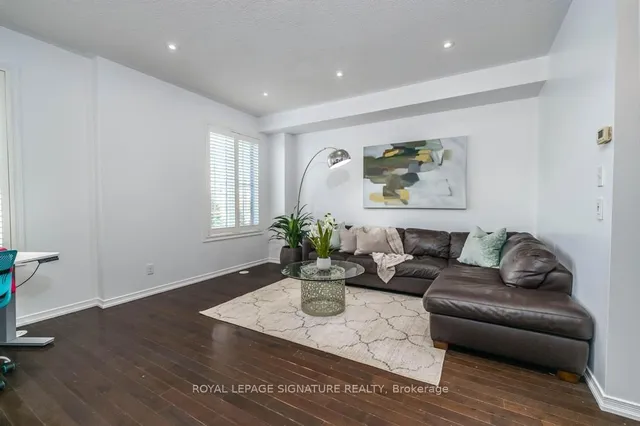 Additional image 5 of 114 Cedar Lake Cres