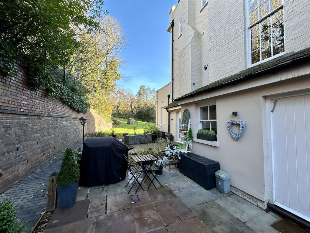 Additional image 17 of Corngreaves Road, Cradley Heath