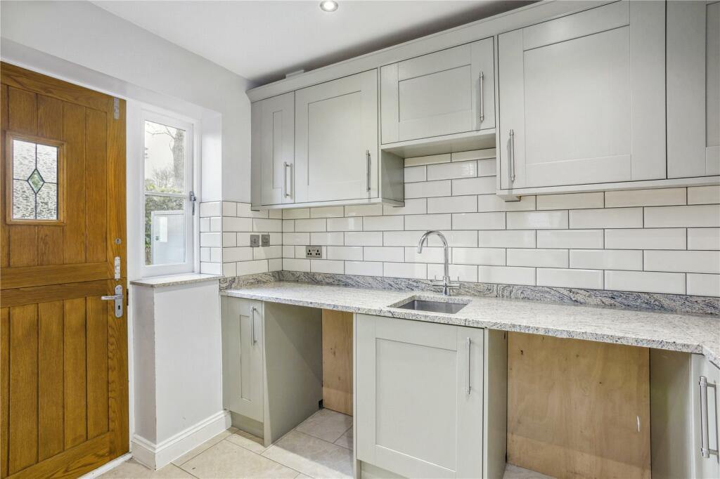 Additional image 4 of Caddington Common, Markyate, St. Albans, Hertfordshire, AL3