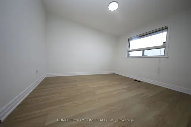 Additional image 9 of 25 Crusader St