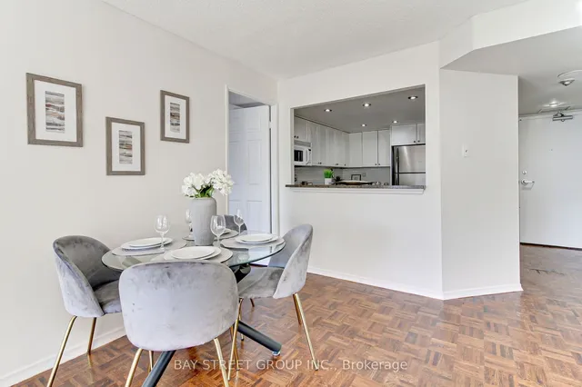 Additional image 8 of 705 King St Unit 913