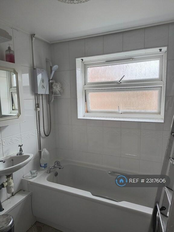 Additional image 12 of Frensham Way, Birmingham, B17