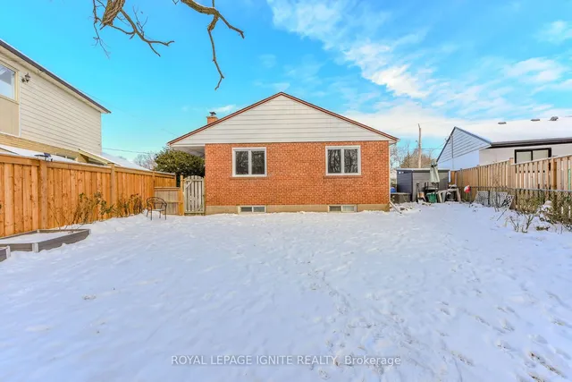 Additional image 37 of 208 Riverplace Cres